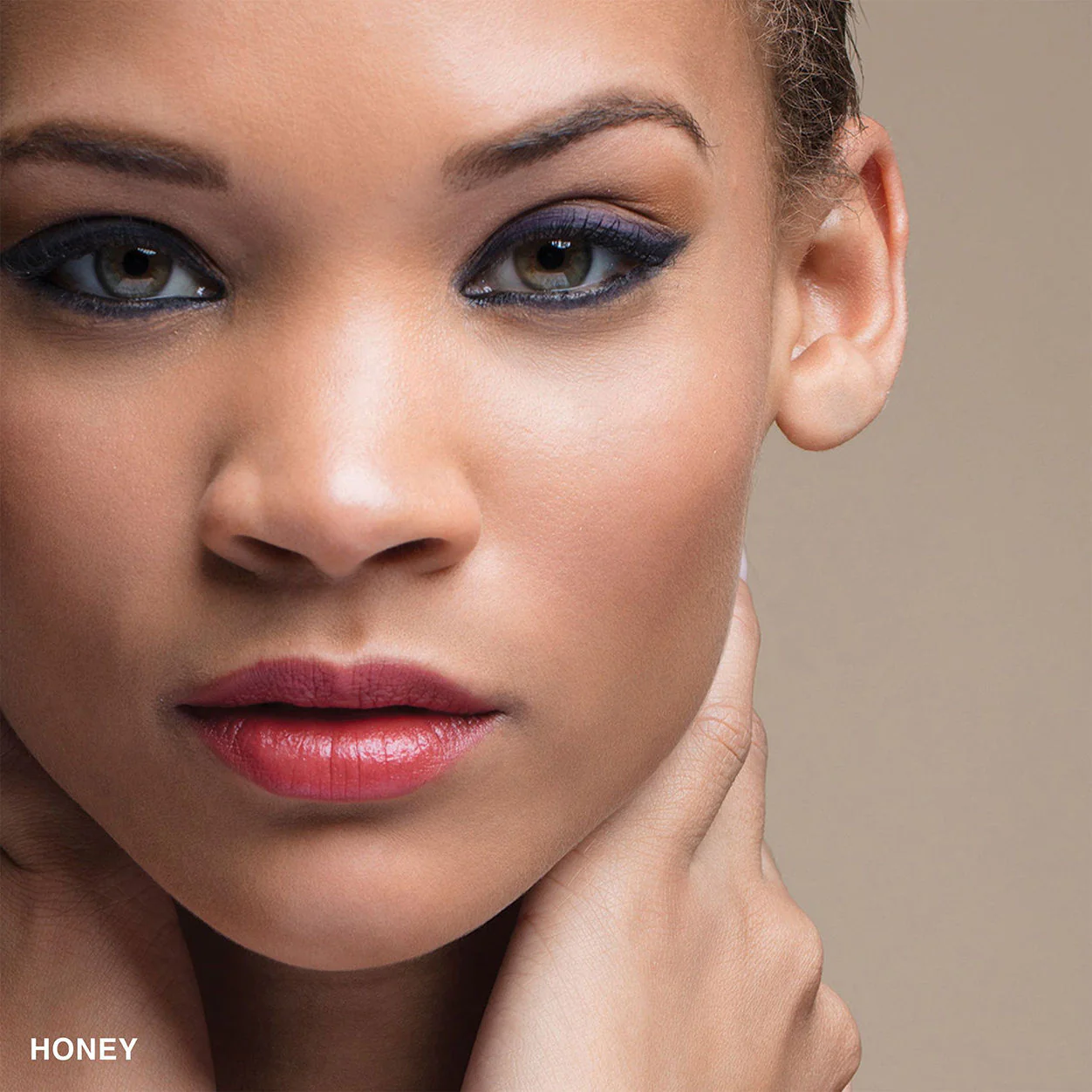 Skin Foundation Stick - Image 15