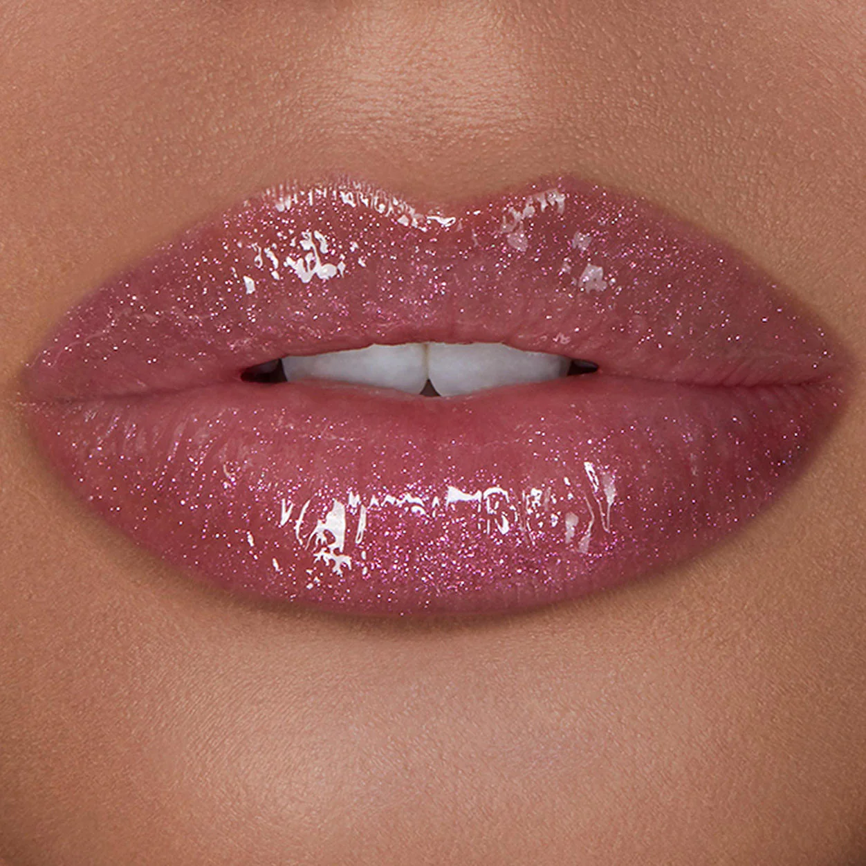 Unreal High Shine Volumizing Lip Gloss - Image 6