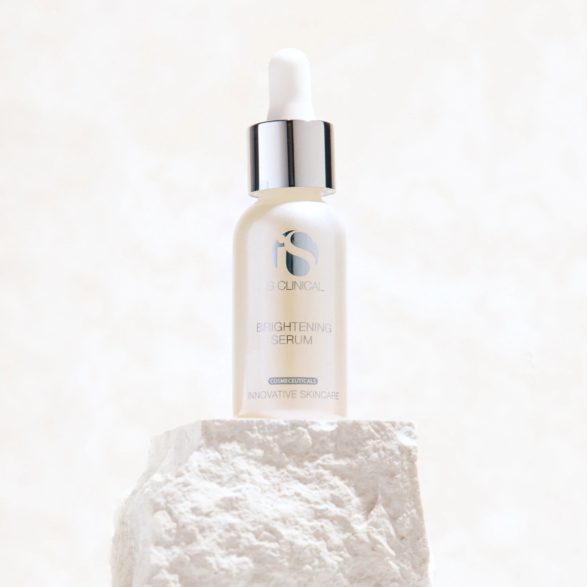 Brightening Serum - Image 5