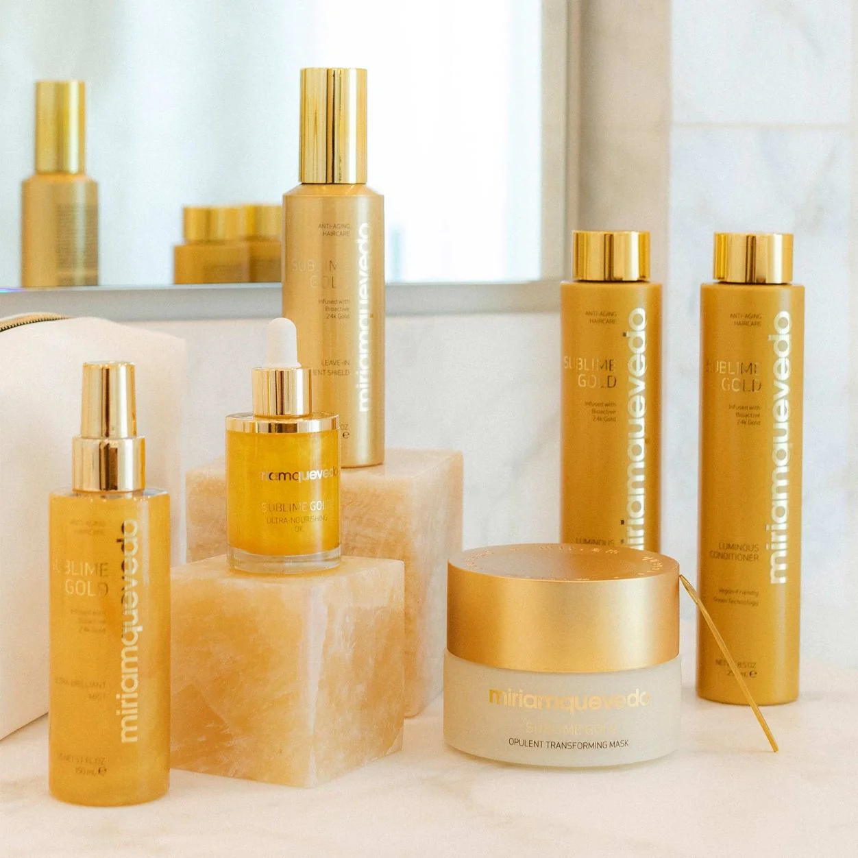 Sublime Gold Luminous Shampoo - Image 3