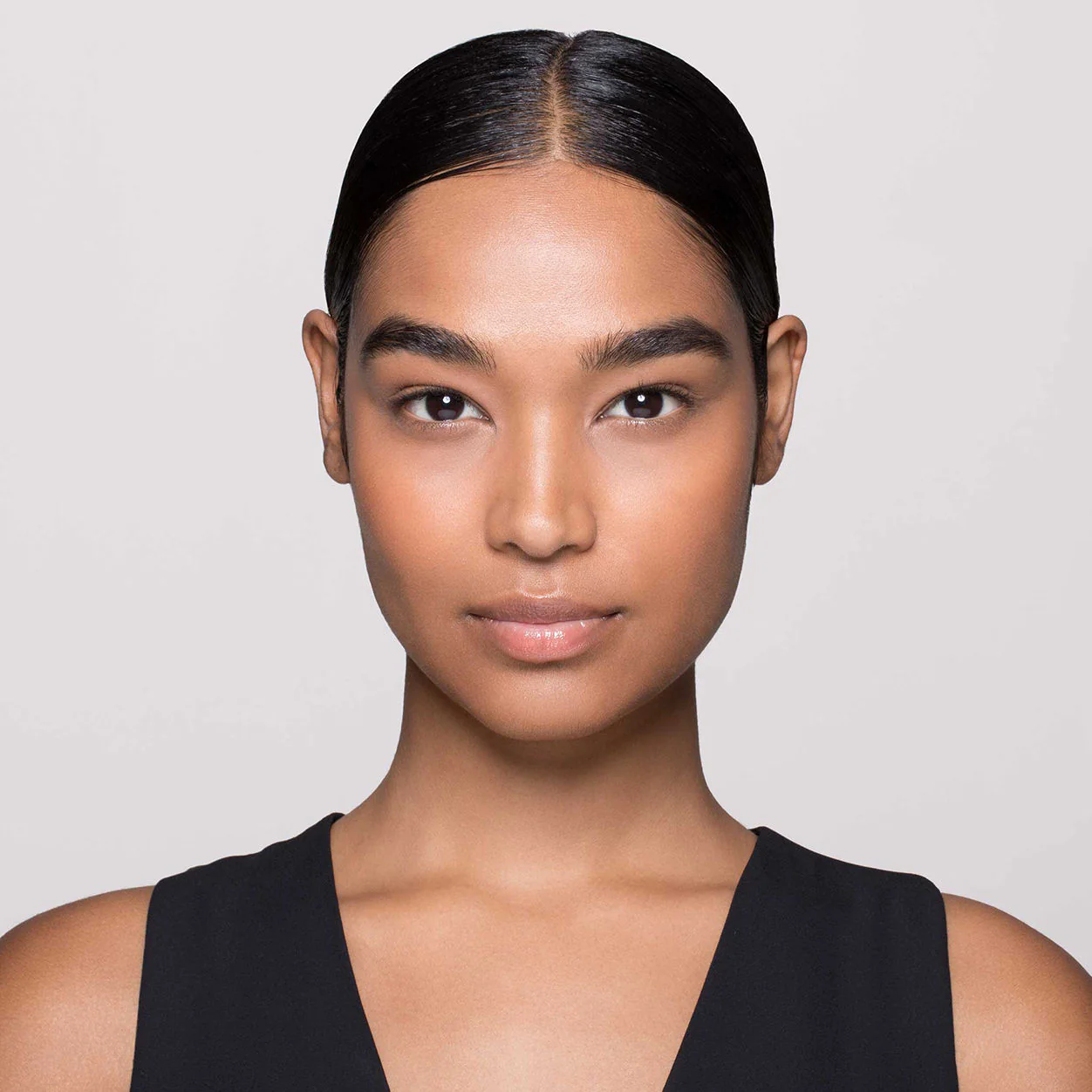 Sheer Glow Foundation - Image 52