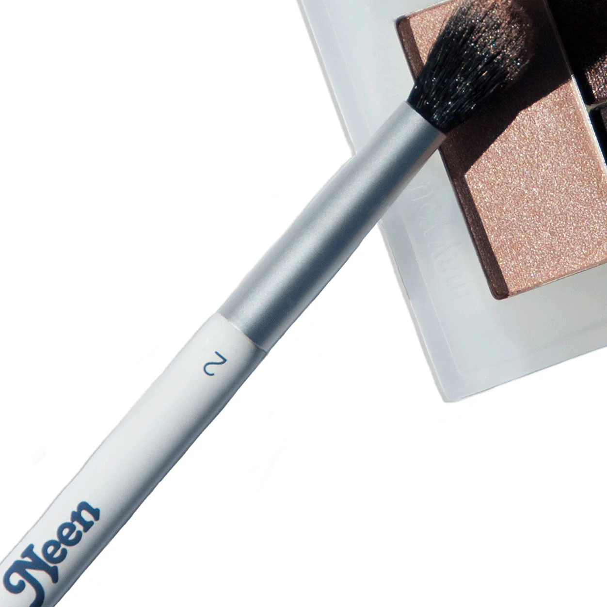 Duo Fluffy Eyeshadow Brush - Image 3
