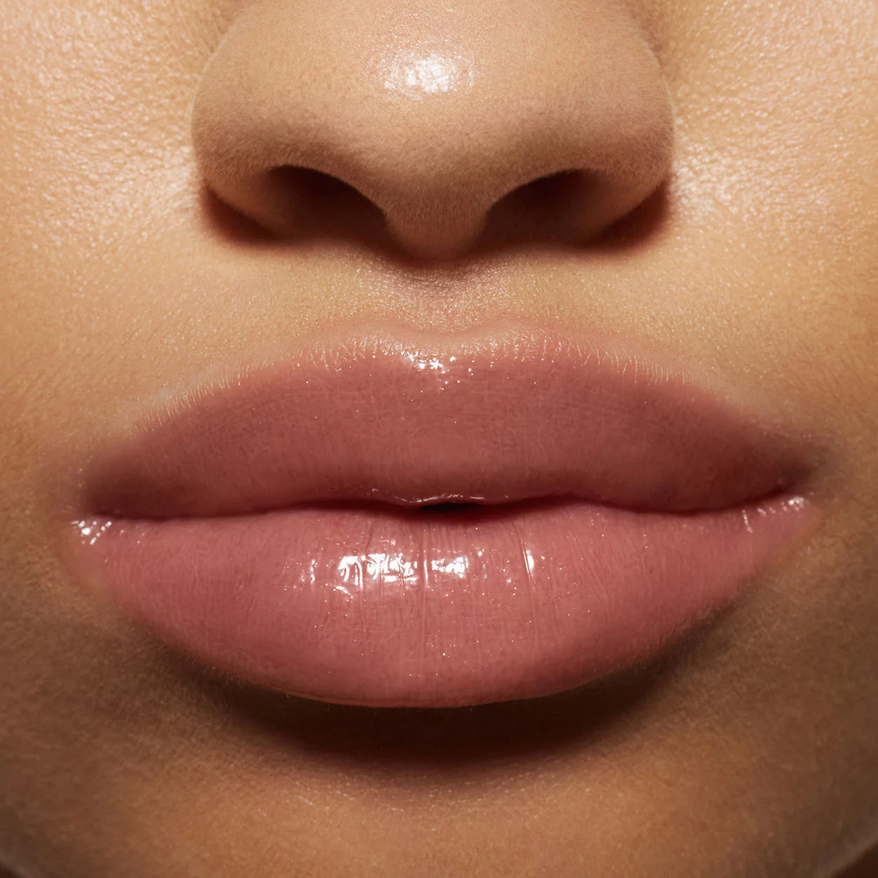 Glisten Up Lip Gloss - Image 15