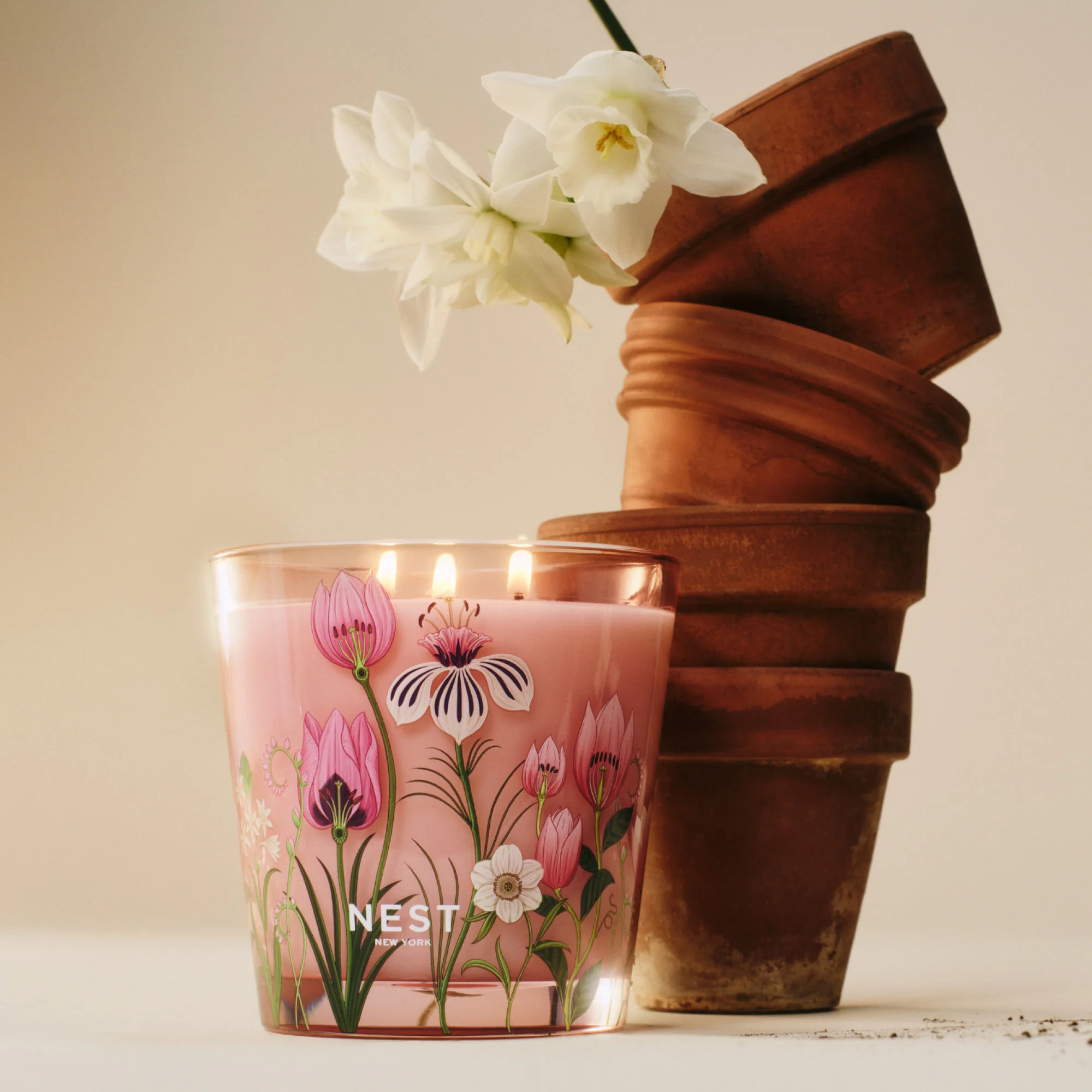 Himalayan Salt & Rosewater Decorative Candle - Image 3