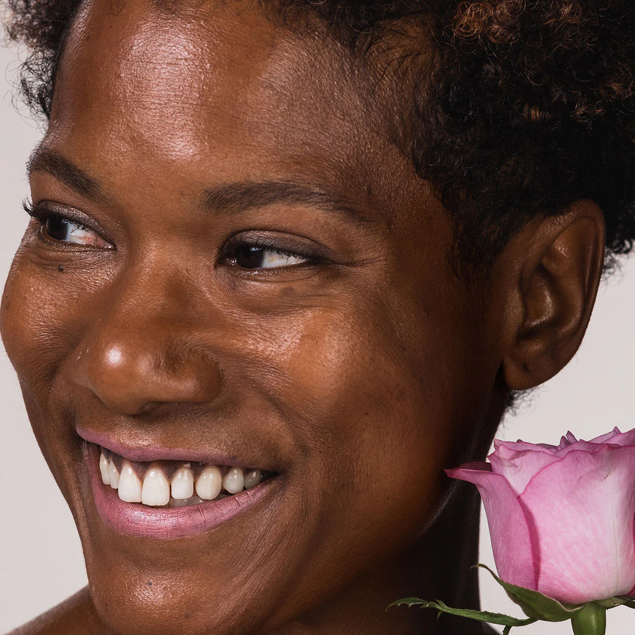 Full Bloom Sculpted Lipstick - Image 55