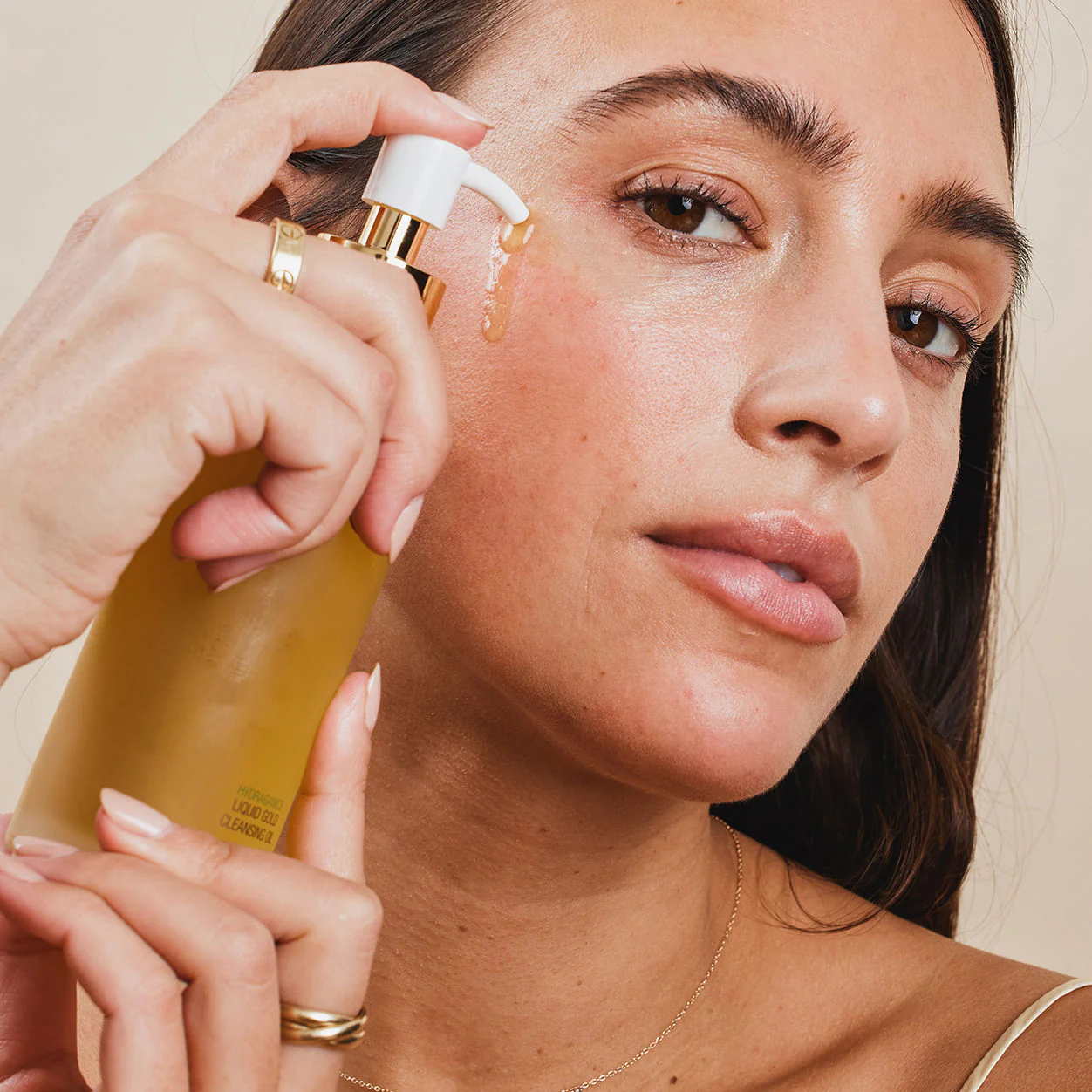 Liquid Gold Cleansing Oil - Image 3