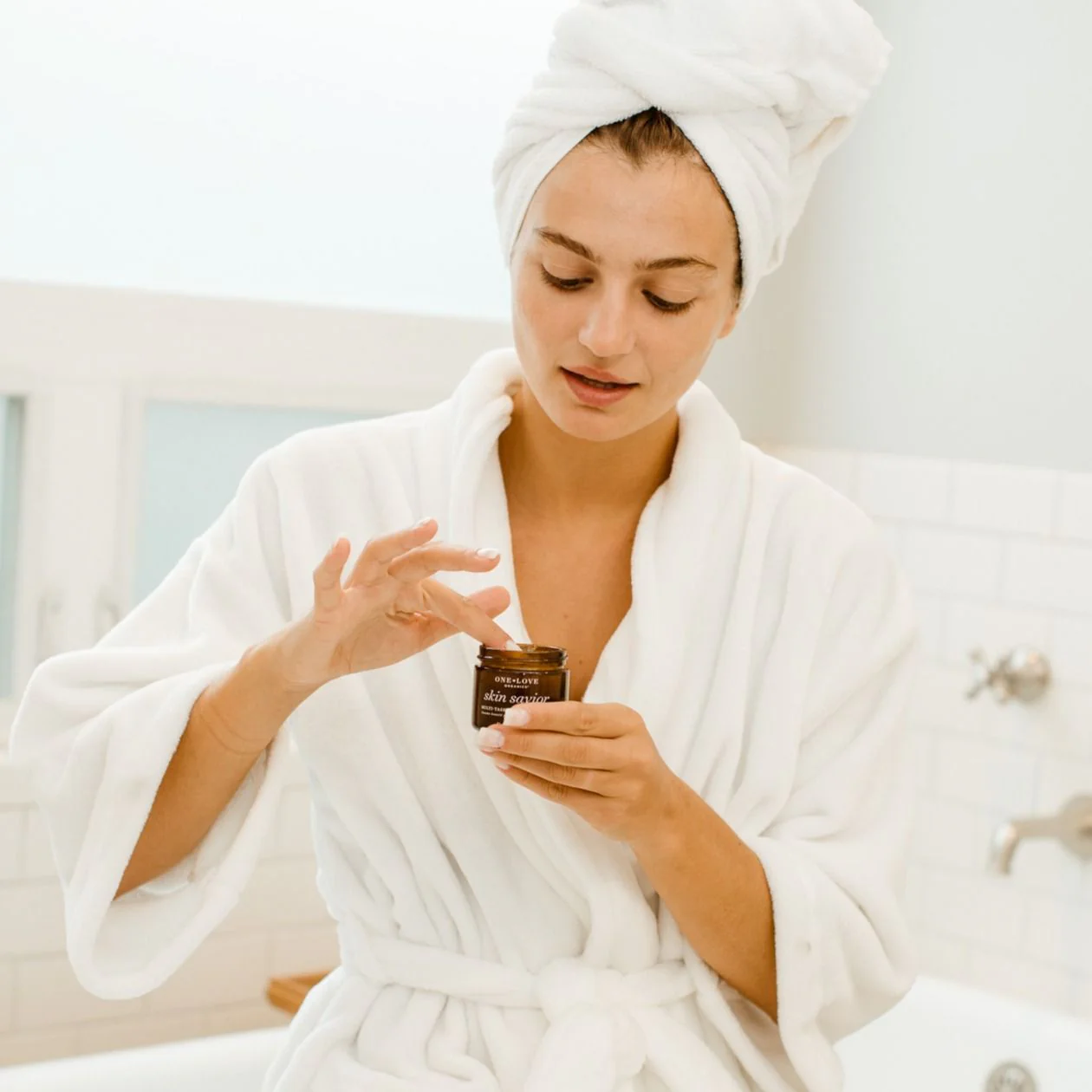 Skin Savior Multi-Tasking Wonder Balm - Image 4