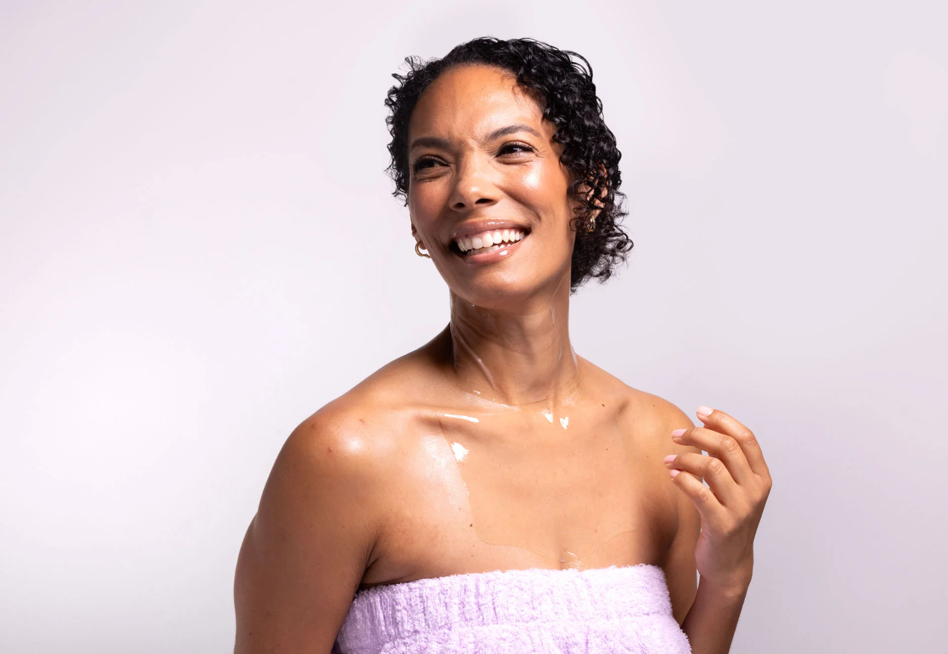 Firm Believer Neck and Décolleté Treatment for Intense Smoothing - Image 4