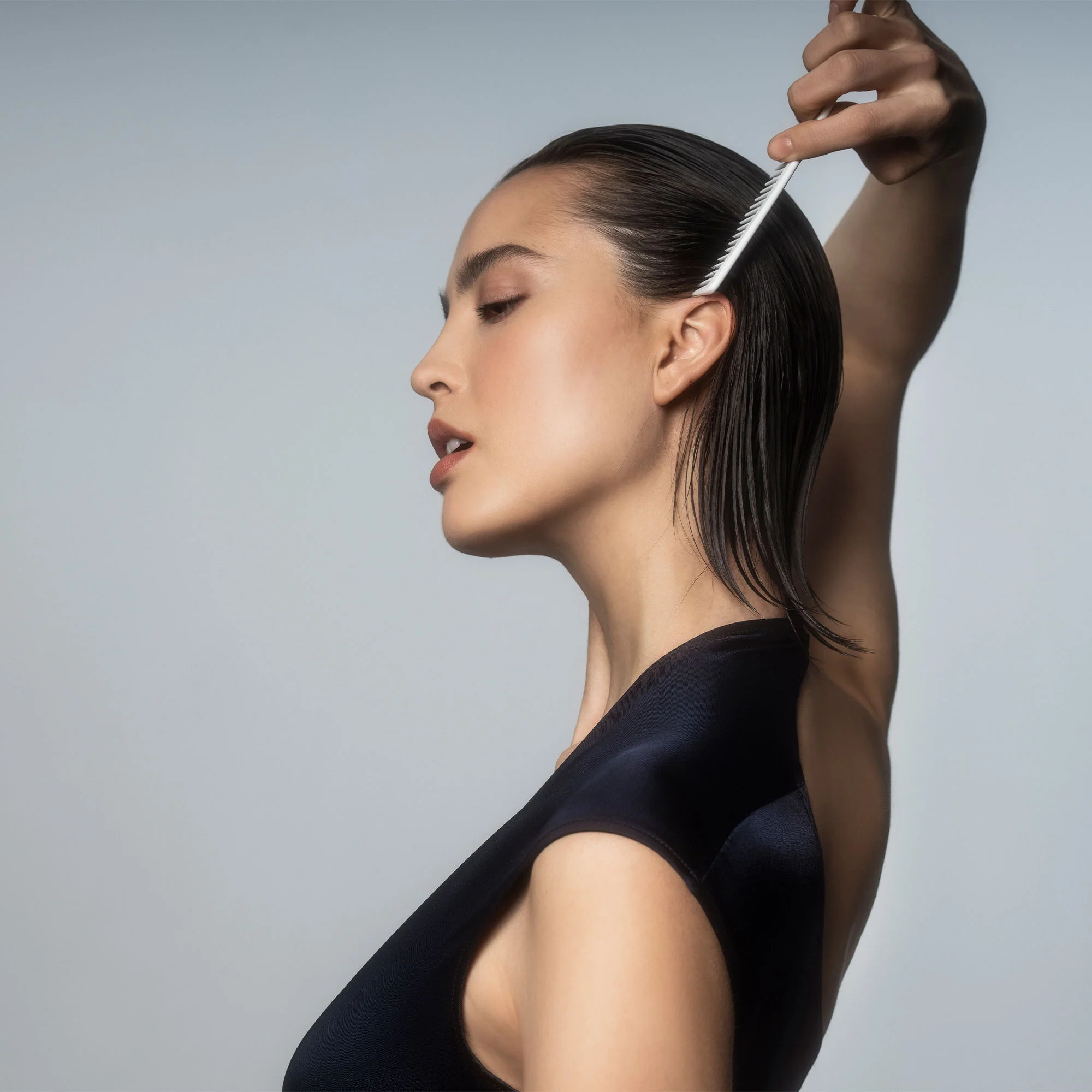 Scalp Therapy Densifying & Rebalancing Leave-In Mist - Image 4