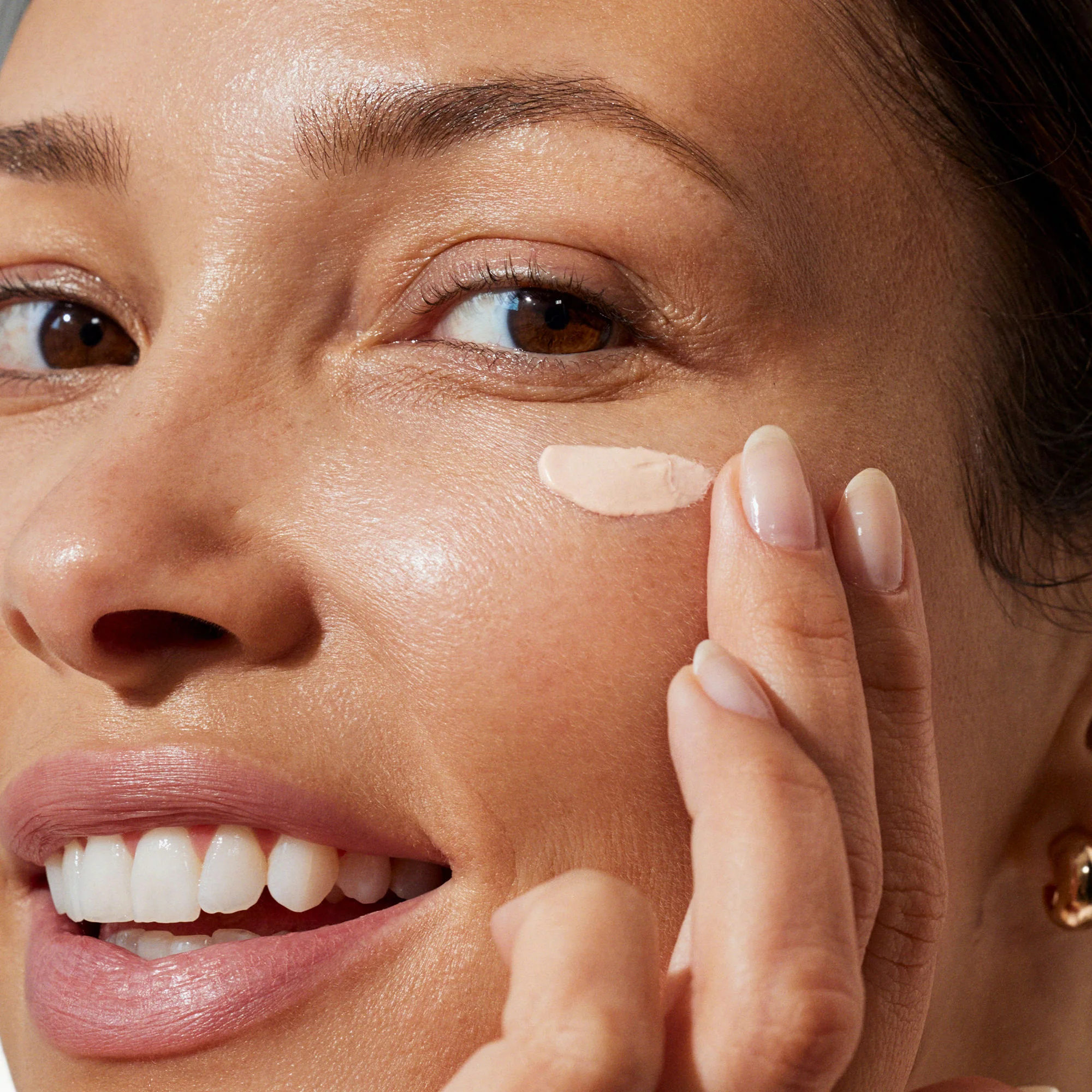 Bright-Eyed 100% Mineral Eye Cream SPF 40 - Image 3
