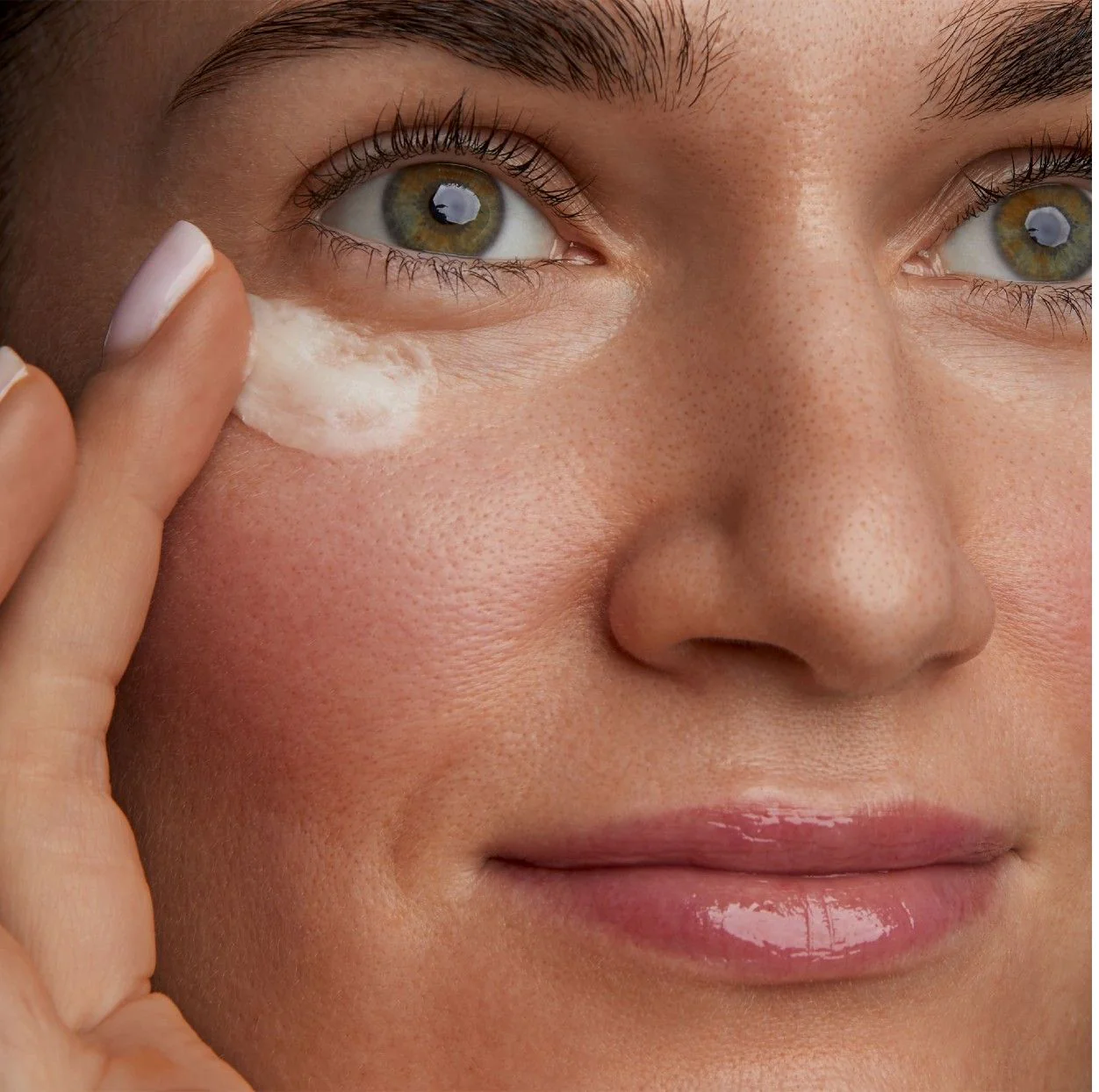 Gorgeous Skin Brightening Eye Cream - Image 3